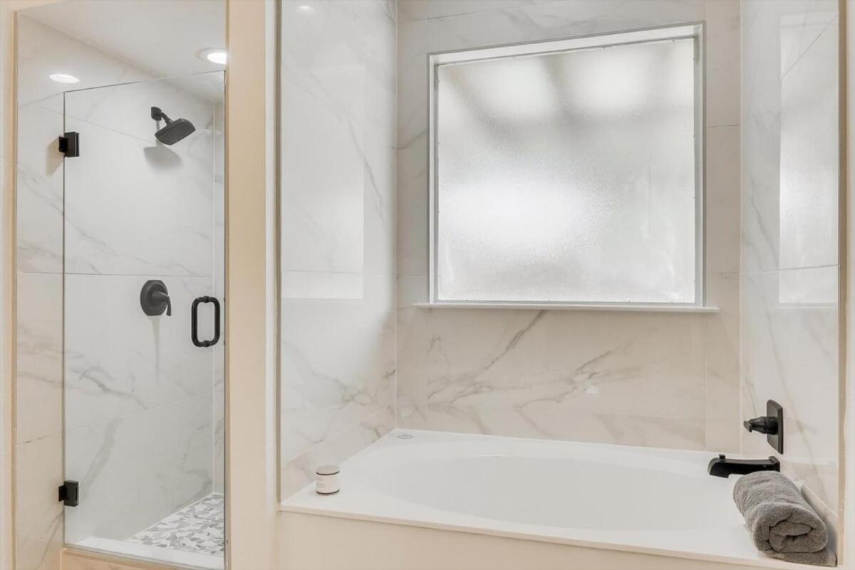 6Br 3,5Ba Home Pool, Hot Tub, Game Room -16 Guests Sachse Bagian luar foto
